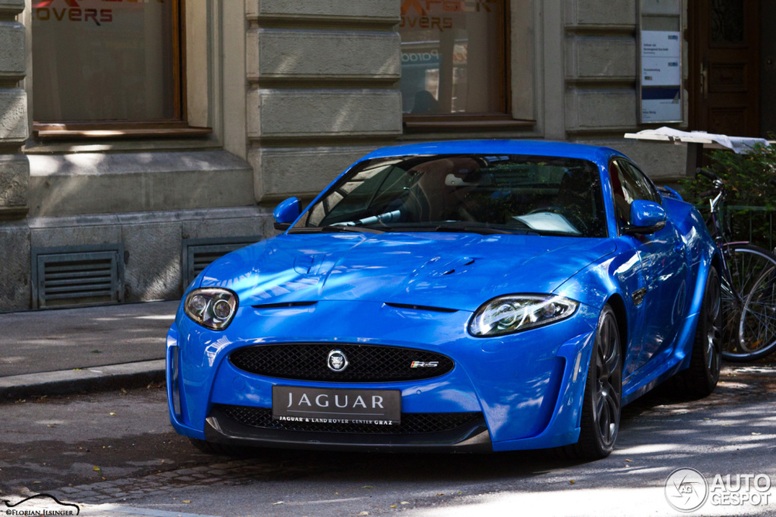 Jaguar XKR-S 2012