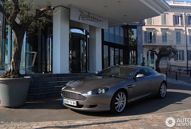 Aston Martin DB9