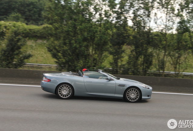 Aston Martin DB9 Volante