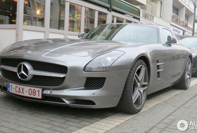 Mercedes-Benz SLS AMG