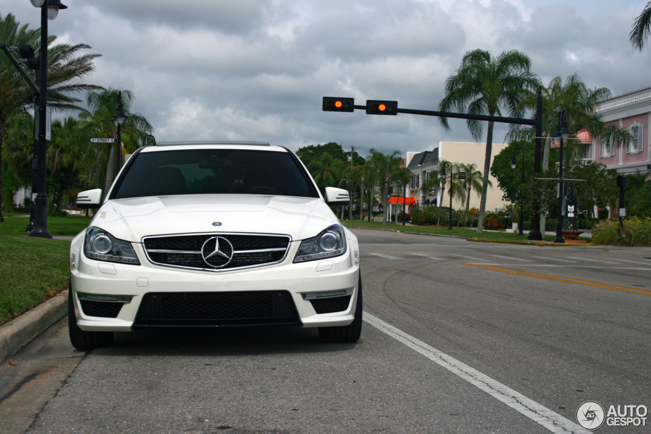 Mercedes-Benz C 63 AMG W204 2012