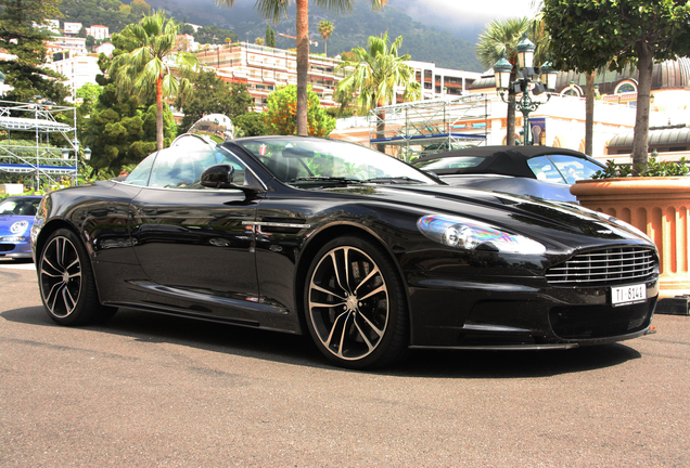 Aston Martin DBS Volante