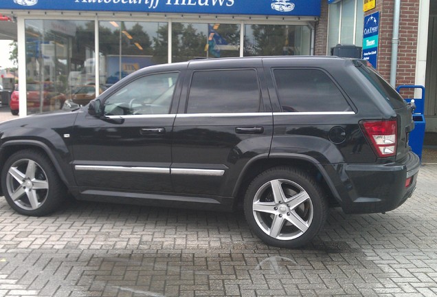 Jeep Grand Cherokee SRT-8 2005