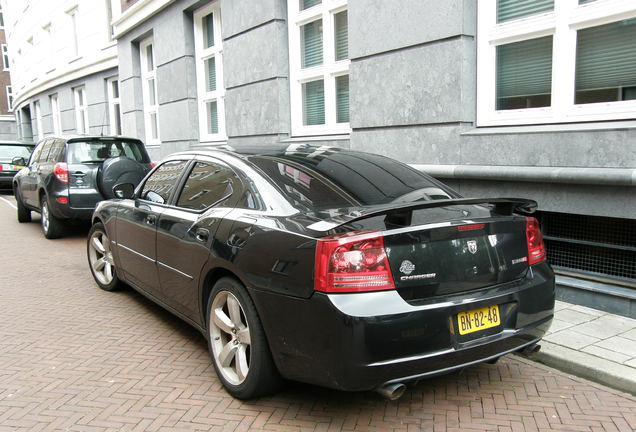 Dodge Charger SRT-8