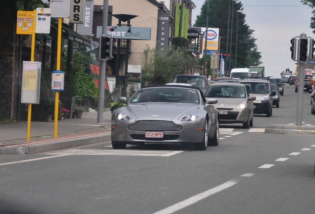 Aston Martin V8 Vantage Roadster