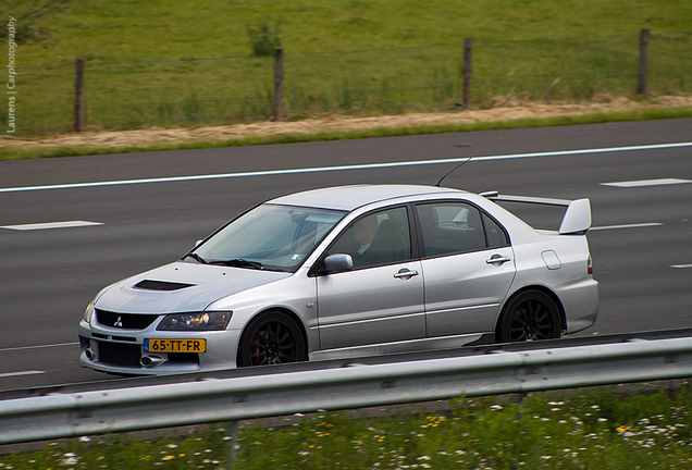 Mitsubishi Lancer Evolution IX