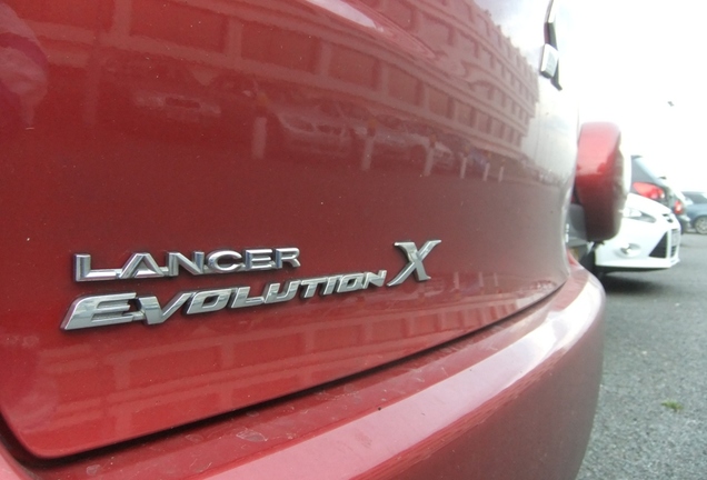 Mitsubishi Lancer Evolution X FQ-330