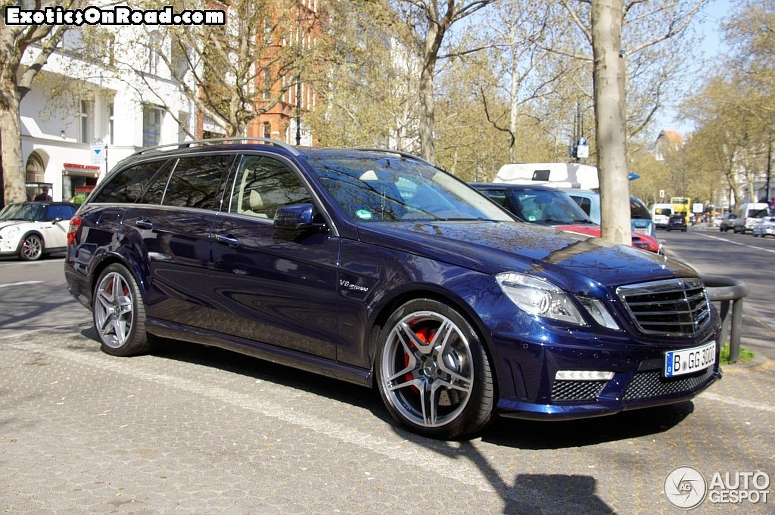 Mercedes-Benz E 63 AMG S212 V8 Biturbo