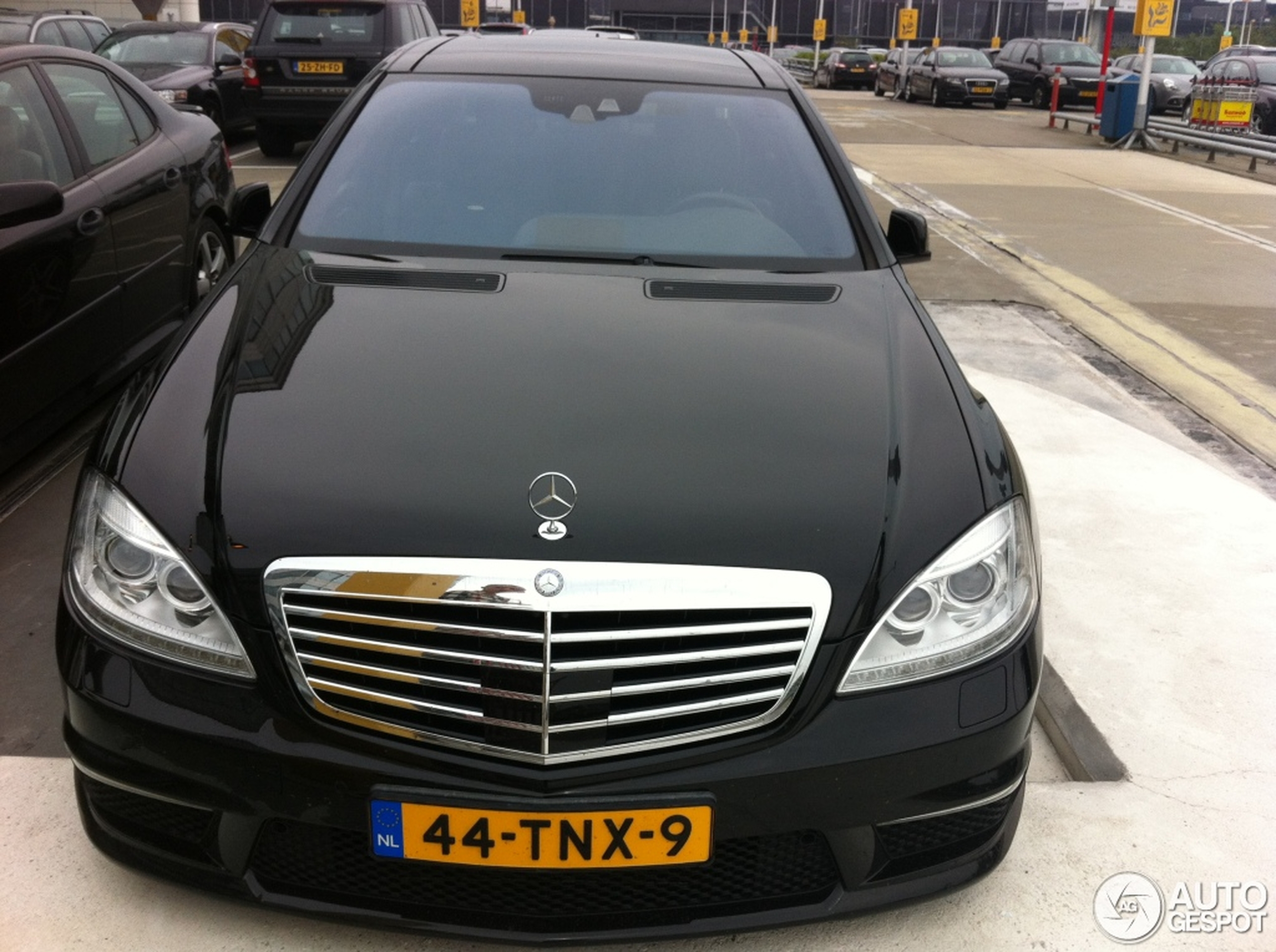 Mercedes-Benz S 63 AMG W221 2011