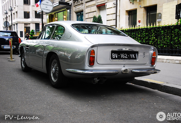 Aston Martin DB6 MKI