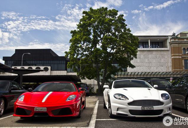 Aston Martin DBS Volante