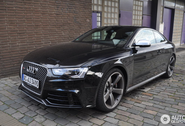 Audi RS5 B8 2012