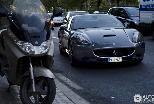 Ferrari California