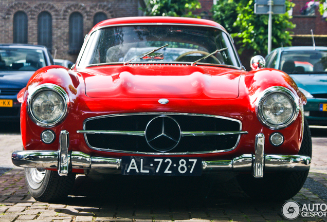 Mercedes-Benz 300SL Gullwing