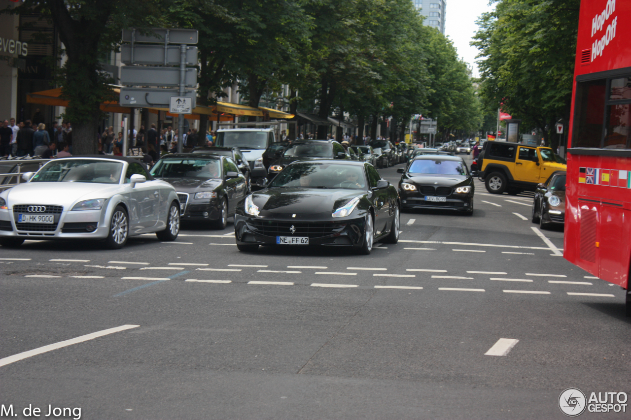 Ferrari FF