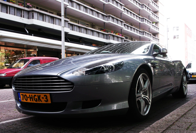 Aston Martin DB9