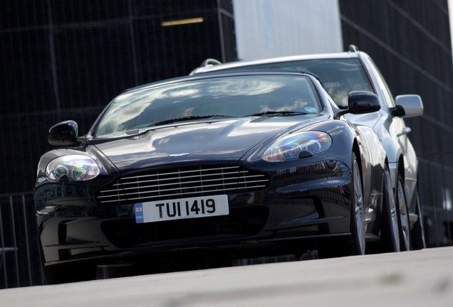 Aston Martin DB9 Volante