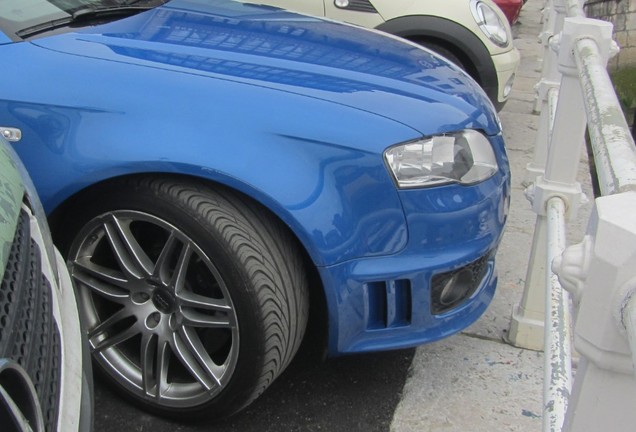 Audi RS4 Sedan