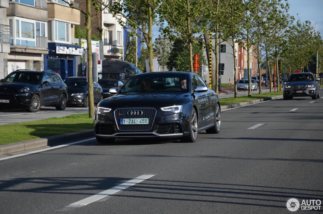 Audi RS5 B8 2012