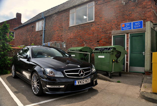 Mercedes-Benz C 63 AMG Coupé Edition 125