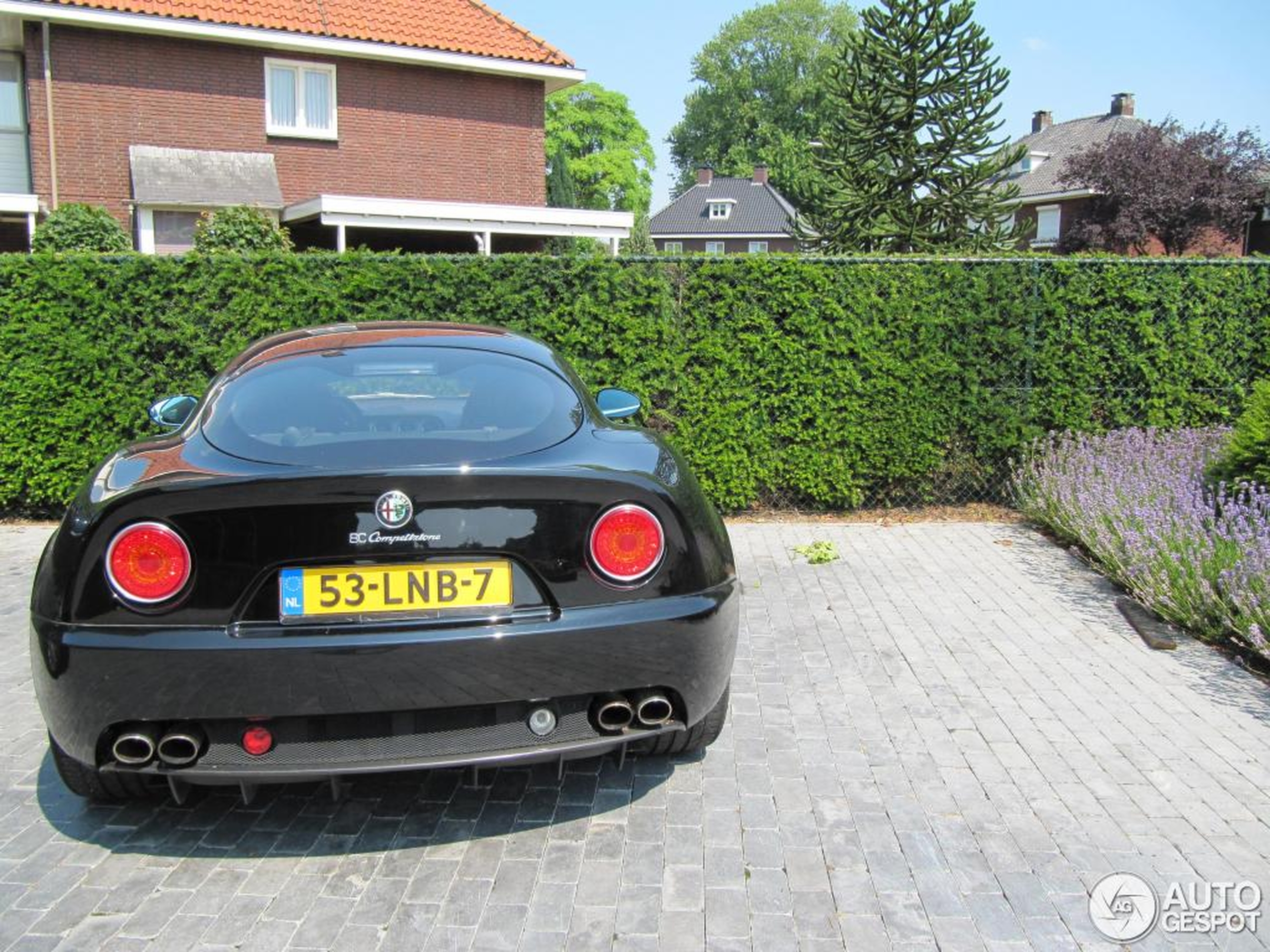 Alfa Romeo 8C Competizione