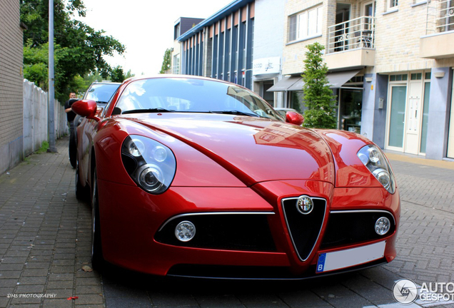 Alfa Romeo 8C Competizione