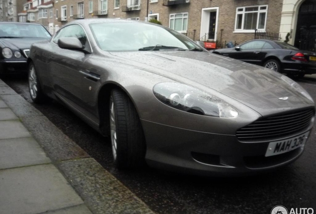 Aston Martin DB9