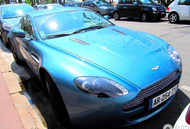 Aston Martin V8 Vantage