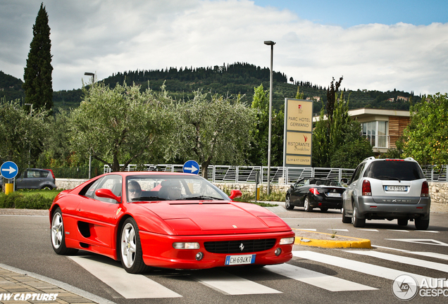 Ferrari F355 Berlinetta