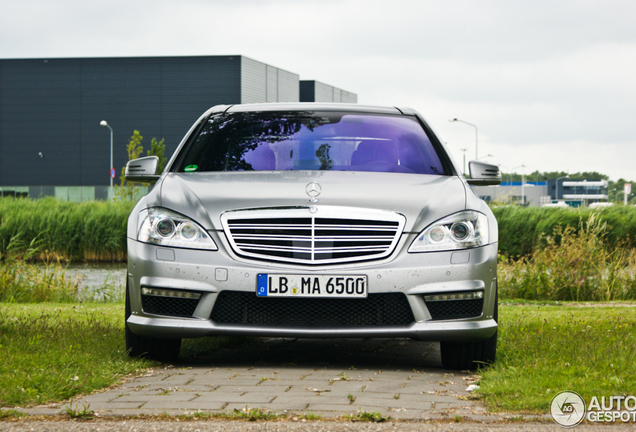 Mercedes-Benz S 65 AMG V221 2010