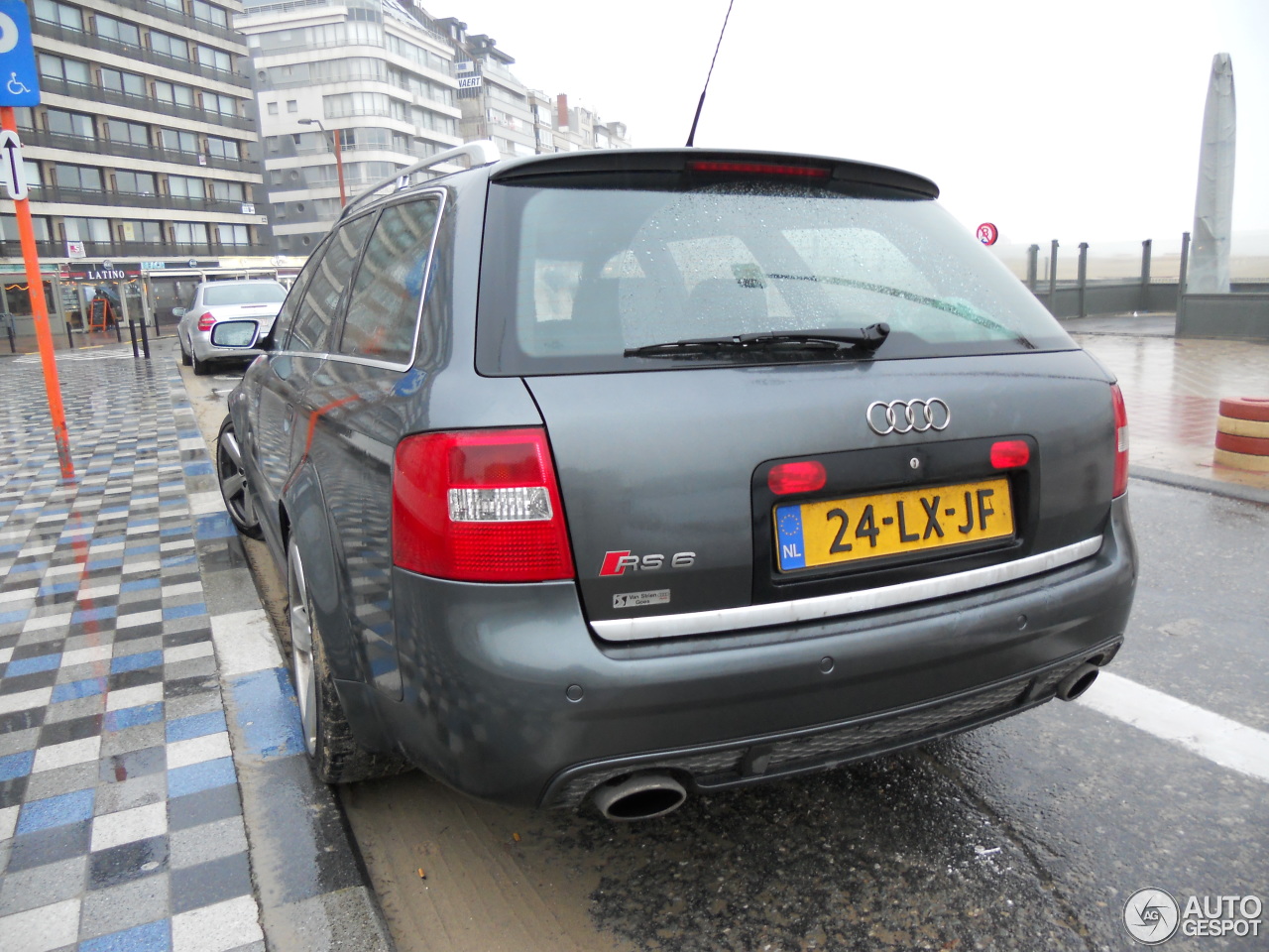 Audi RS6 Avant C5