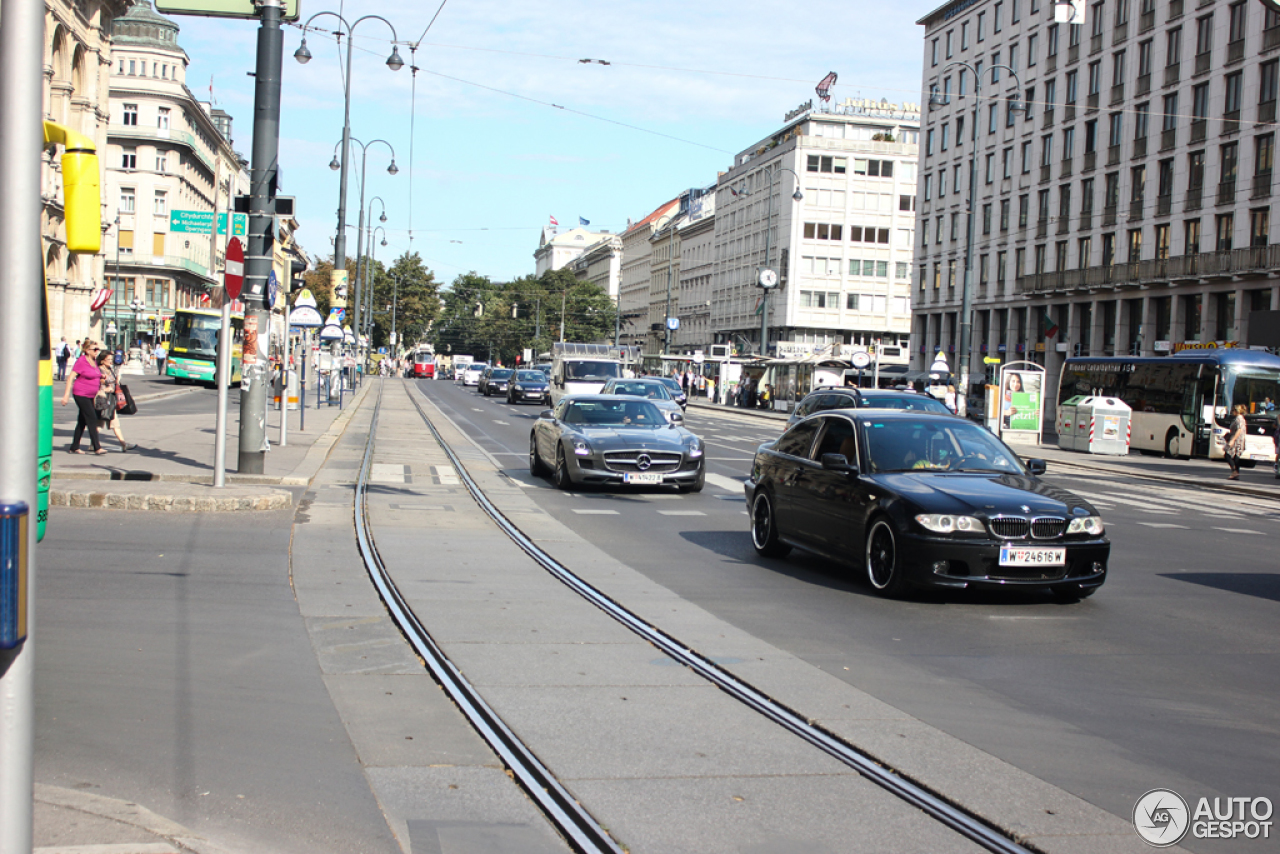 Mercedes-Benz SLS AMG