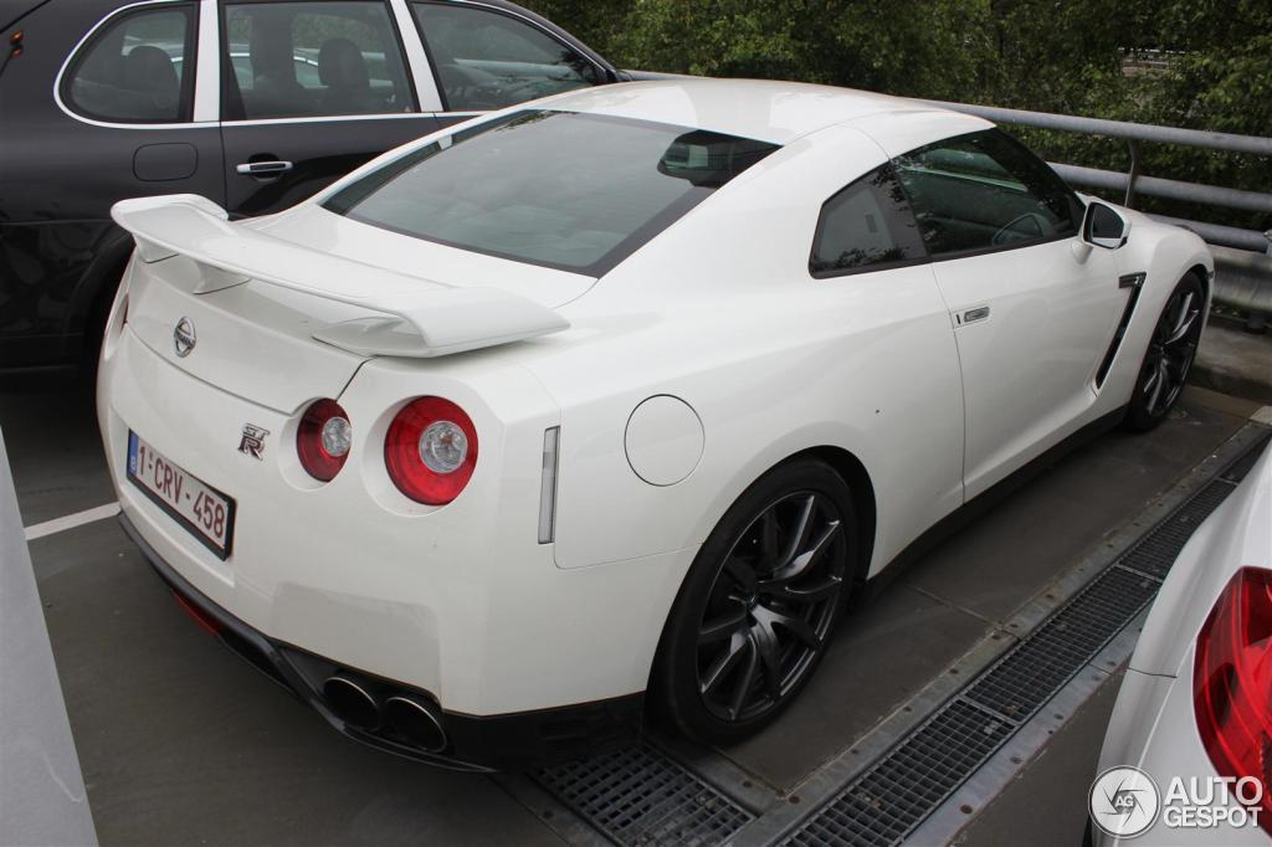 Nissan GT-R 2012