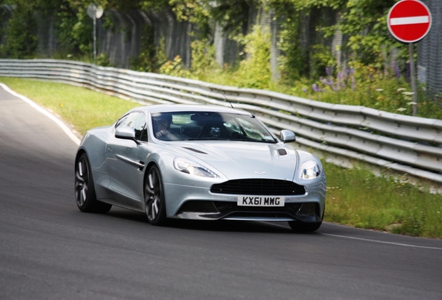 Aston Martin Vanquish 2013