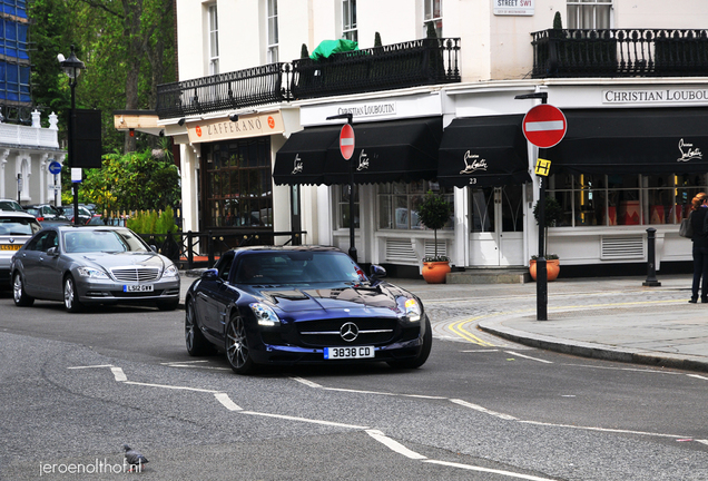 Mercedes-Benz SLS AMG