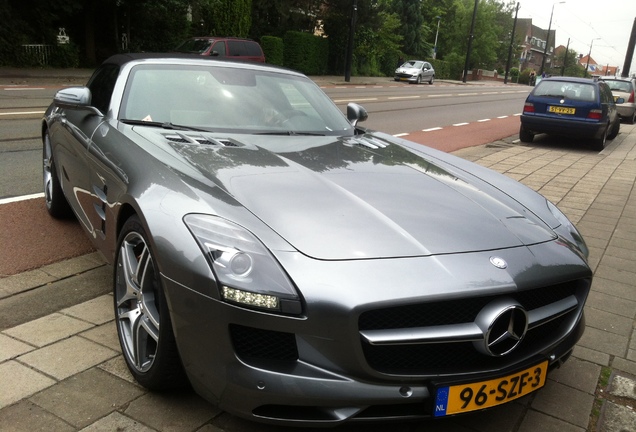 Mercedes-Benz SLS AMG Roadster