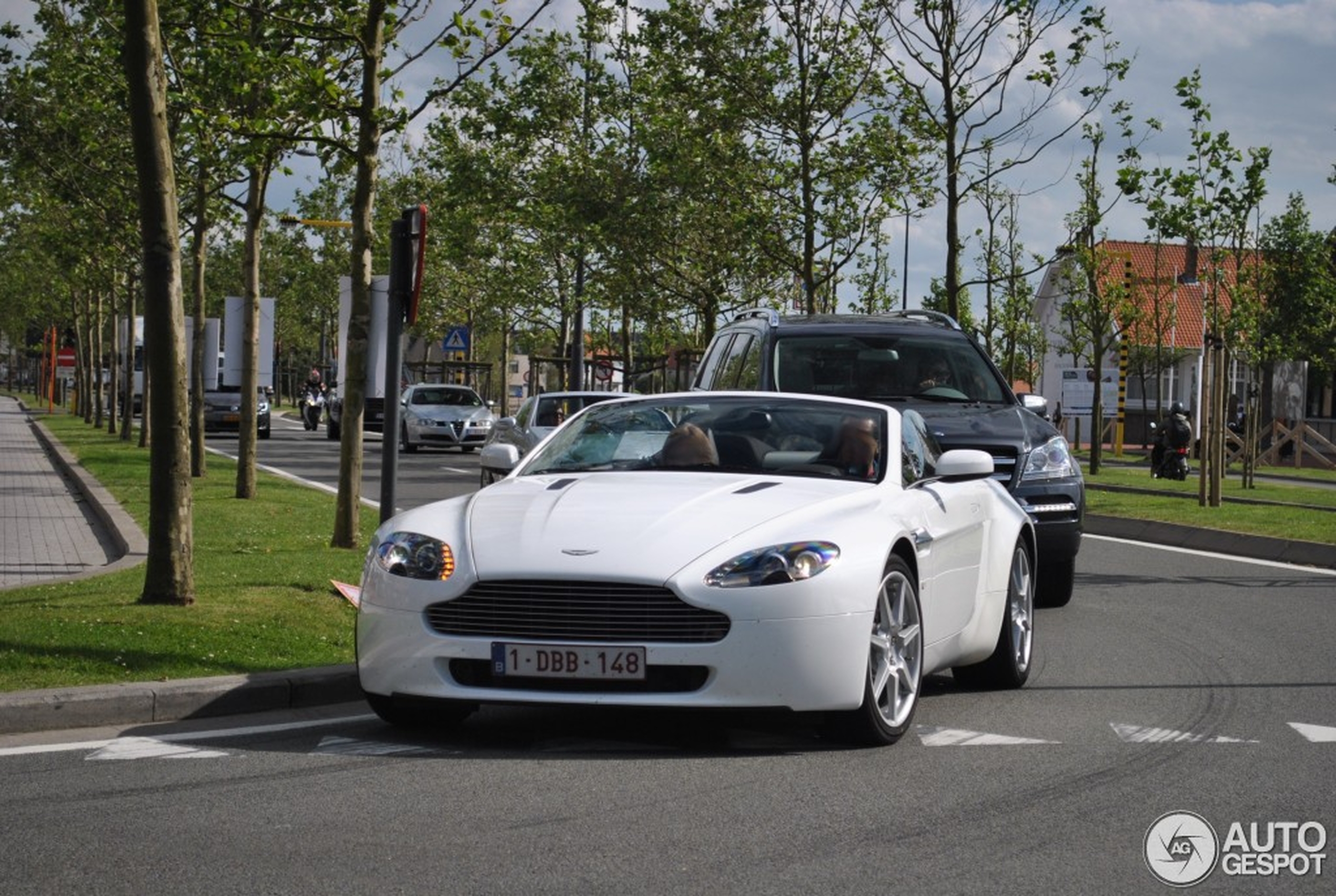 Aston Martin V8 Vantage Roadster