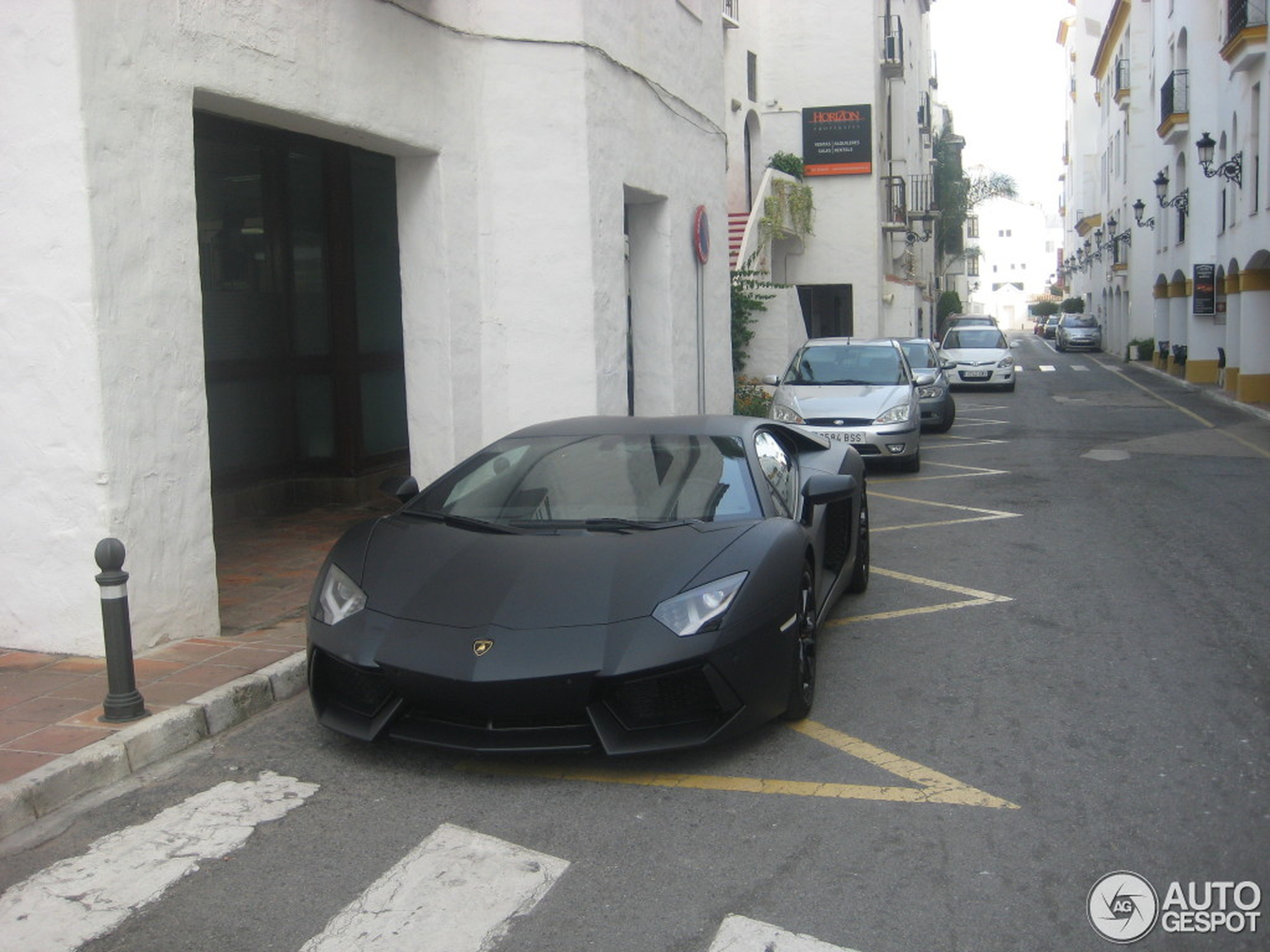 Lamborghini Aventador LP700-4