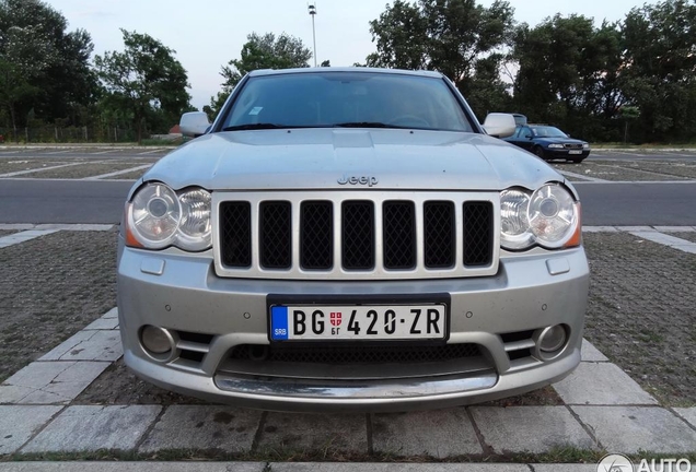 Jeep Grand Cherokee SRT-8 2005