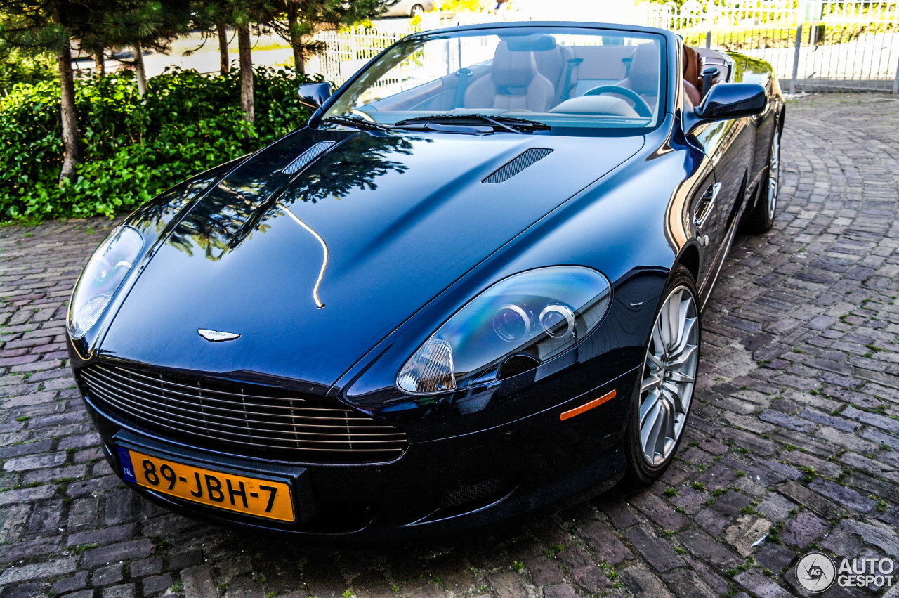 Aston Martin DB9 Volante