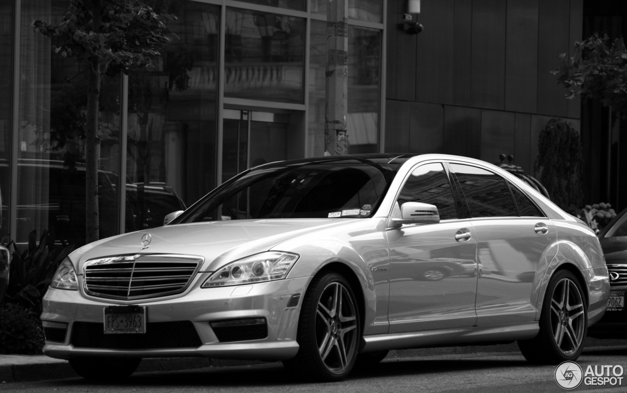 Mercedes-Benz S 65 AMG V221 2010