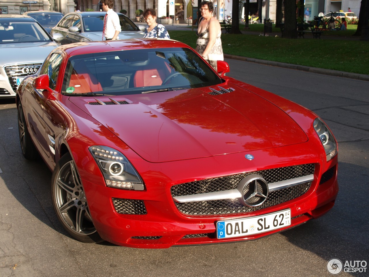 Mercedes-Benz SLS AMG