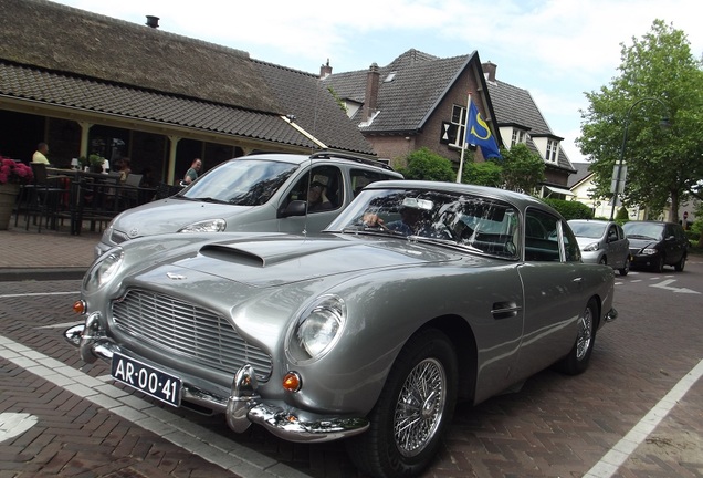 Aston Martin DB5