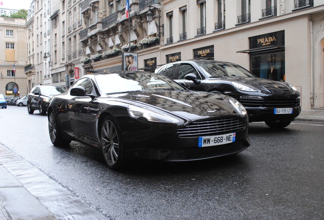 Aston Martin Virage 2011