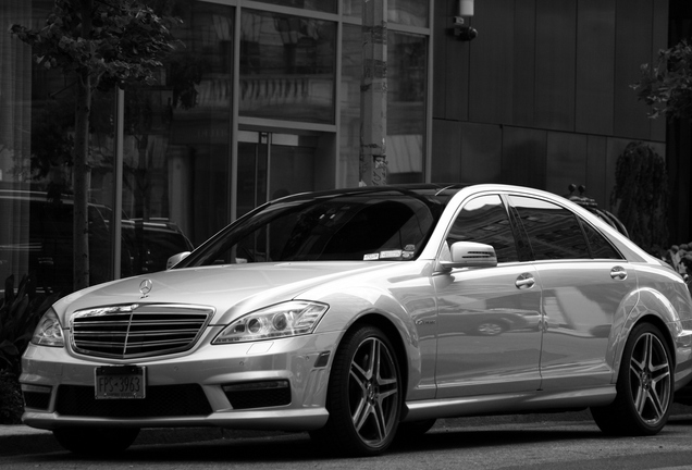 Mercedes-Benz S 65 AMG V221 2010