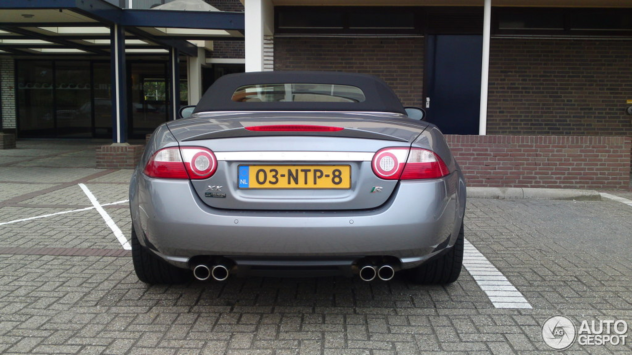 Jaguar XKR Convertible 2006