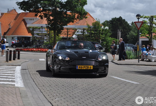 Aston Martin DBS Volante