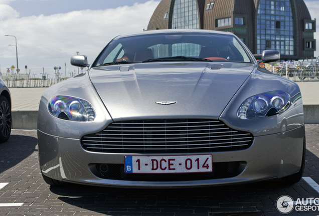 Aston Martin V8 Vantage