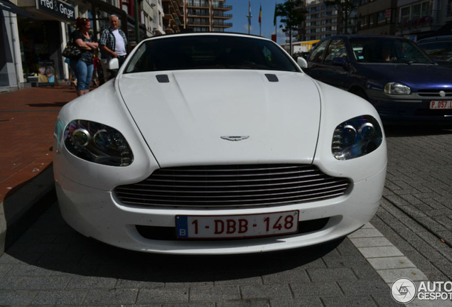 Aston Martin V8 Vantage Roadster