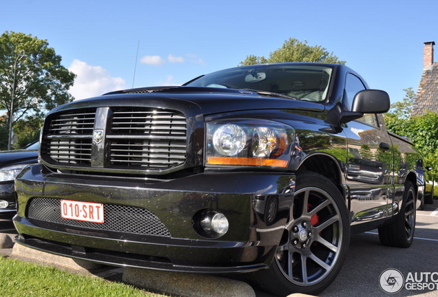 Dodge RAM SRT-10 Night Runner